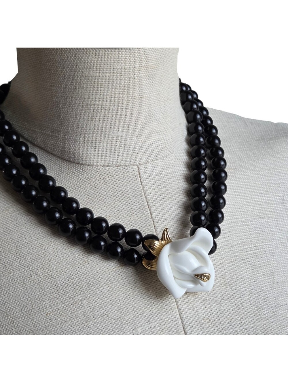 Vtg 80s Kenneth Jay Lane KJL Avon Midnight White Rose necklace black beads 18"